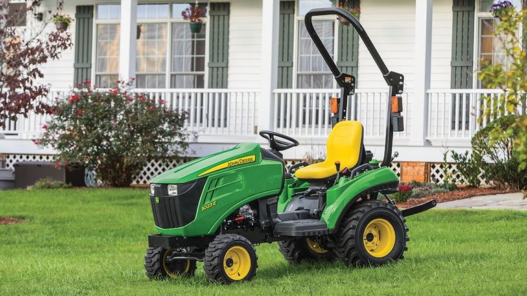 John Deere 1023E Sub-Compact Tractor