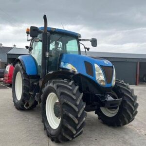 New Holland T7030